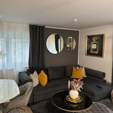 Stillvolle Wohlfuehloase Apartmán